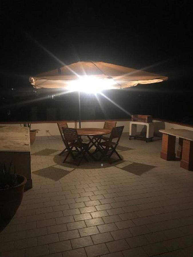 발레스트라테 La Casa Sulla Spiaggia 빌라 외부 사진